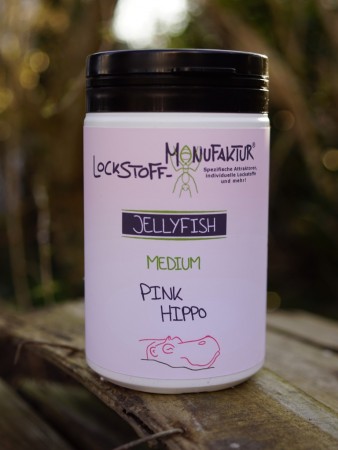 Pink Hippo Bait Powder: passend zu unserem Pink Hippo Liquid gibt es jetzt auch diesen besonders fängigen Geldip für Boilies, Pop Ups und Co. bei uns!