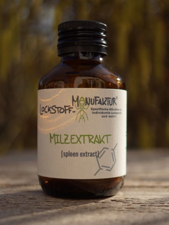 Flüssiger Milzextrakt für Karpfen: dieser natürliche Extrakt hat eine extreme Anziehungskraft und Lockwirkung, der kein Karpfen widerstehen kann.