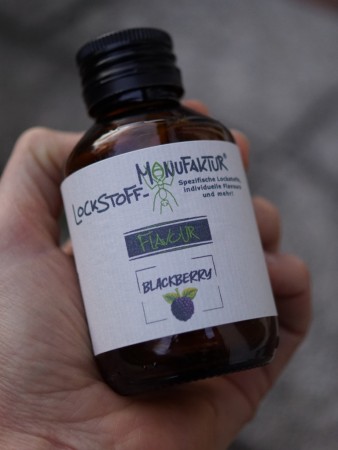 Natürliches Blackberry Flavour für Karpfen: dank der Zusammensetzung aus Fruchtester, organischen Säuren und wasserlöslichen Verbindungen ein extrem fängiges Fruchtflavour...