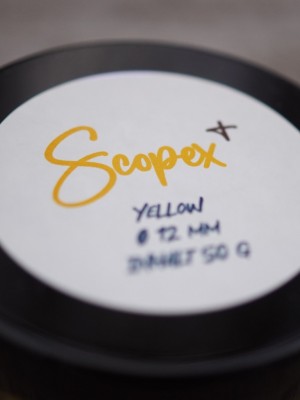 Passend zu unseren Scopex Plus Boilies: die Scopex Plus Pop Ups sind sowohl als Single Hookbait als auch auf dem Futterplatz extrem attraktiv für Karpfen.