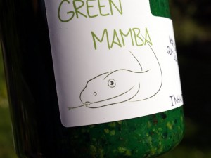 Green Mamba - dieses uv-aktive Liquid besitzt einen würzig scharfen Citrusgeschmack, dem die Karpfen nicht widerstehen können!