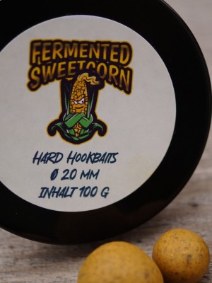 Fermentierte, enzymatisch aufgeschlossene Mehle und ein besonderes Flavour machen die Fermented Sweetcorn Hookbaits extrem attraktiv für Karpfen.