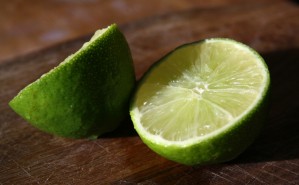 Vollkommen natürlichen Ursprungs, verleiht das Lime Flavour Boilies, Partikeln, aber auch Matchteig eine sehr fängige Note und das gewisse Etwas. Da kann kein Karpfen widerstehen.