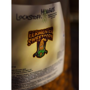 Die Fermented Sweetcorn Boilies werden durch Enzyme aufgeschlossen, wodurch sie nicht nur wesentlich attraktiver und fängiger werden, sondern auch leicher verdaulich für den Karpfen sind.