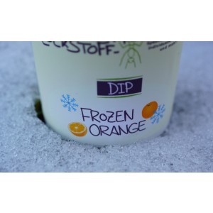 Bringt auch beim Karpfenangeln im Winter noch Bisse: Boilies mit Frozen Orange Dip verfeinert.