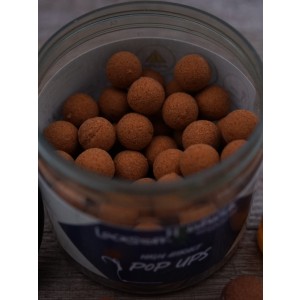 Braune Pop Ups eignen sich besonders für vorsichtige Karpfen und erfahrene Fische. Die High Attract Pop Ups passen durch ihre braune Farbe perfekt zu den gefütterten Boilies.