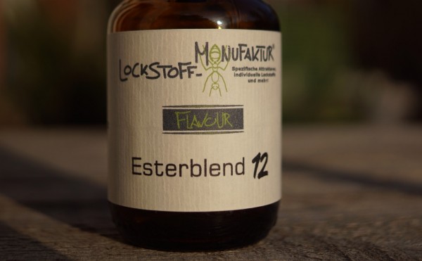 Esterblend 12 ist eine komplexe Mischung aus verschiedensten Fruchtestern der kein Karpfen widerstehen kann. In unserer besonderen, natürlichen und wasserlöslichen Version unschlagbar fängig.