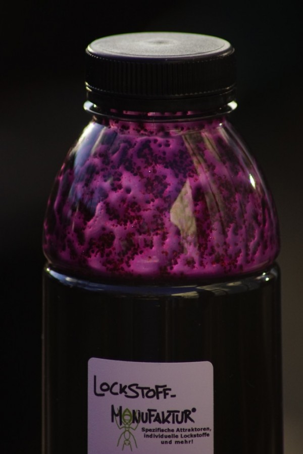 Wie in vielen unserer Liquids verarbeiten wir auch im Mojo Liquid nur die besten natürlichen und besonders fängigen Zutaten und Lockstoffe.