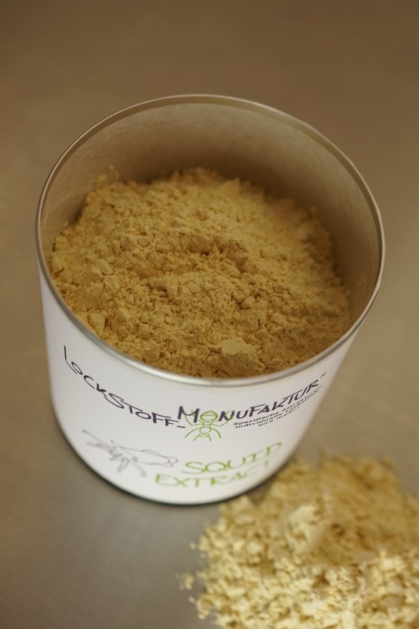 Voller fängiger Aminosäuren, Peptide und Proteine geht von Squid Extract eine sehr starke Lockwirkung auf den Karpfen aus.