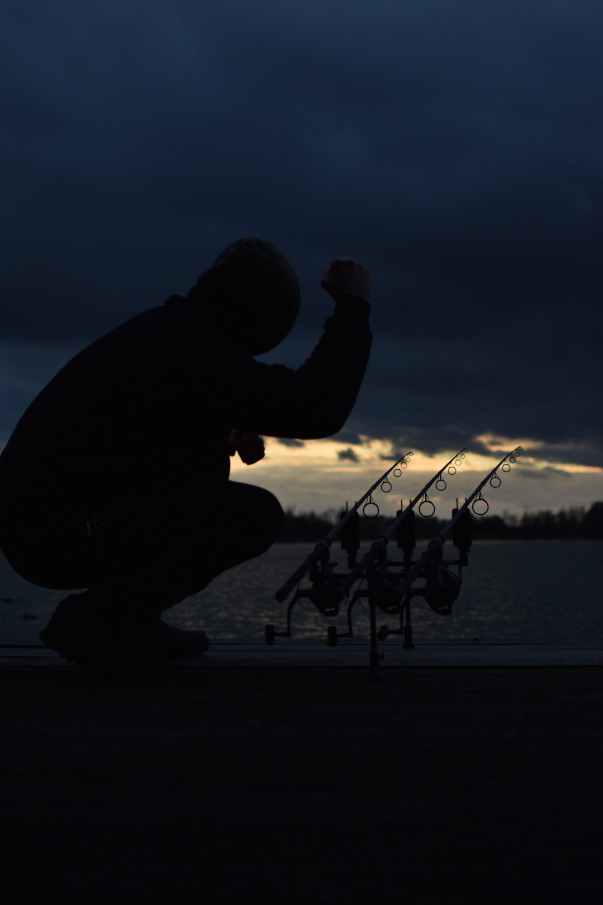 Karpfenangeln im Winter - der erste Fisch des Jahres ist gefangen...