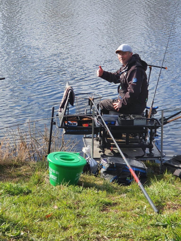 Flavours, Lockstoffe und Attraktoren für fängiges Matchfutter, Matchteig und fürs Method Feeder.