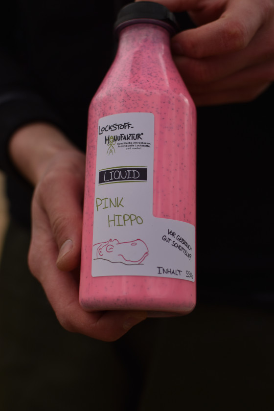 Mit unserem Pink Hippo Liquid kann man sich seinen Stickmix in wenigen Minuten selbst herstellen...