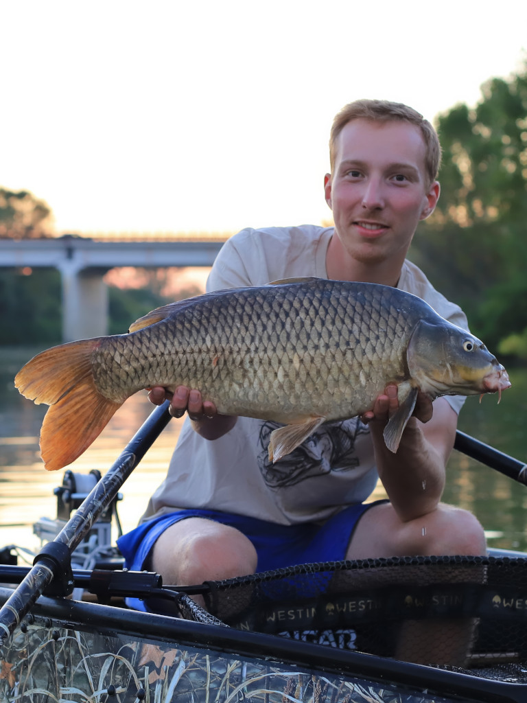 Auch an den wilden Gewässern Italiens sorgen unsere Enzym Boilies für viele Bisse und werden von den Karpfen schnell angenommen.