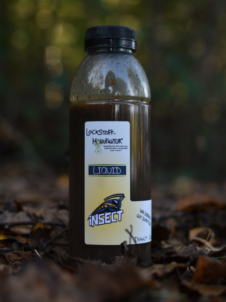 Fängiges Insekten Liquid für Karpfen aus natürlichen Zutaten. Extrem fängig und attraktiv für Karpfen.