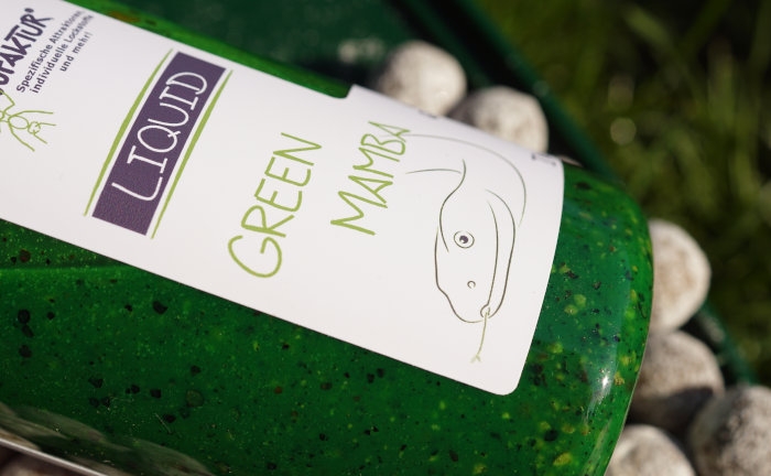 Das uv-aktive Green Mamba Liquid zum Behandeln von Boilies für das Angeln auf Karpfen.