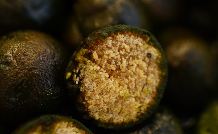 Ein Boilie Soak dient dazu, um Boilies mit Lockstoffen und Attraktoren anzureichern. 